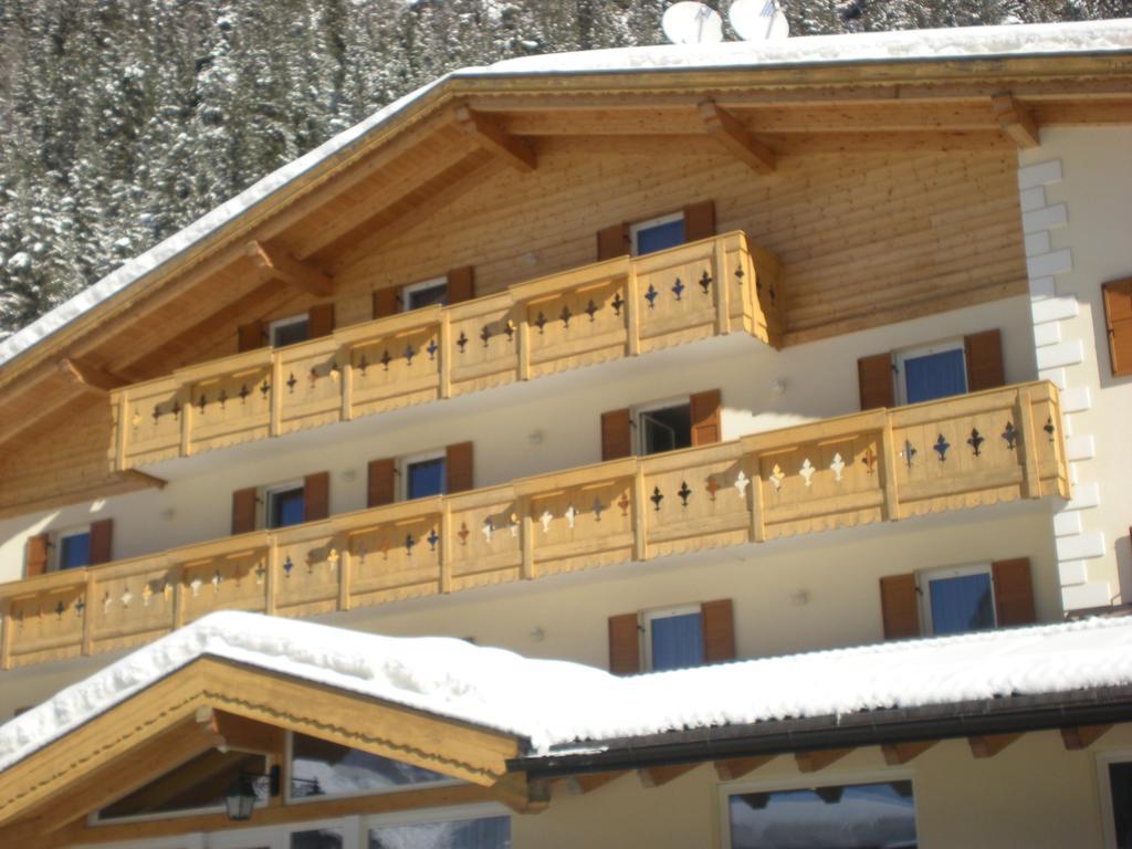 Albergo Fiordaliso Canazei Exterior foto