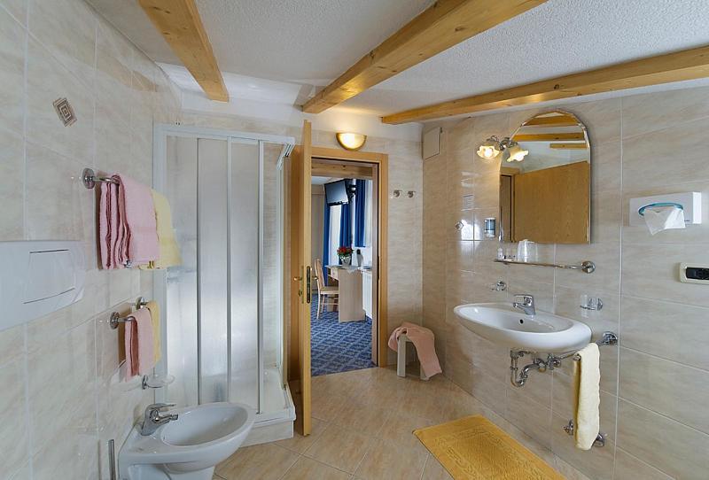 Albergo Fiordaliso Canazei Habitación foto