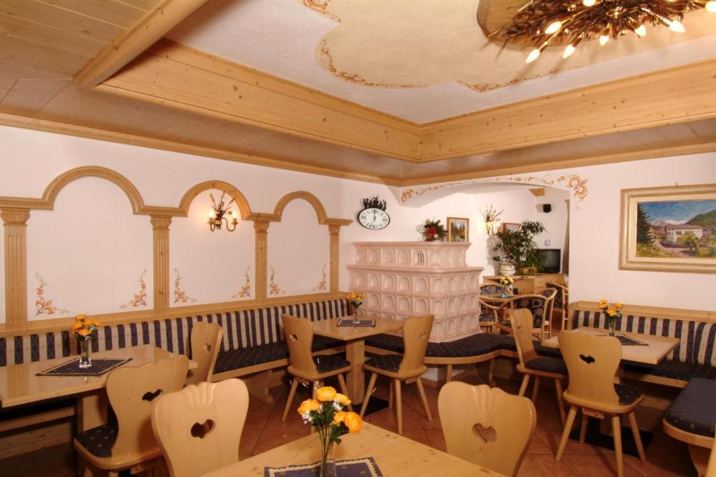 Albergo Fiordaliso Canazei Exterior foto